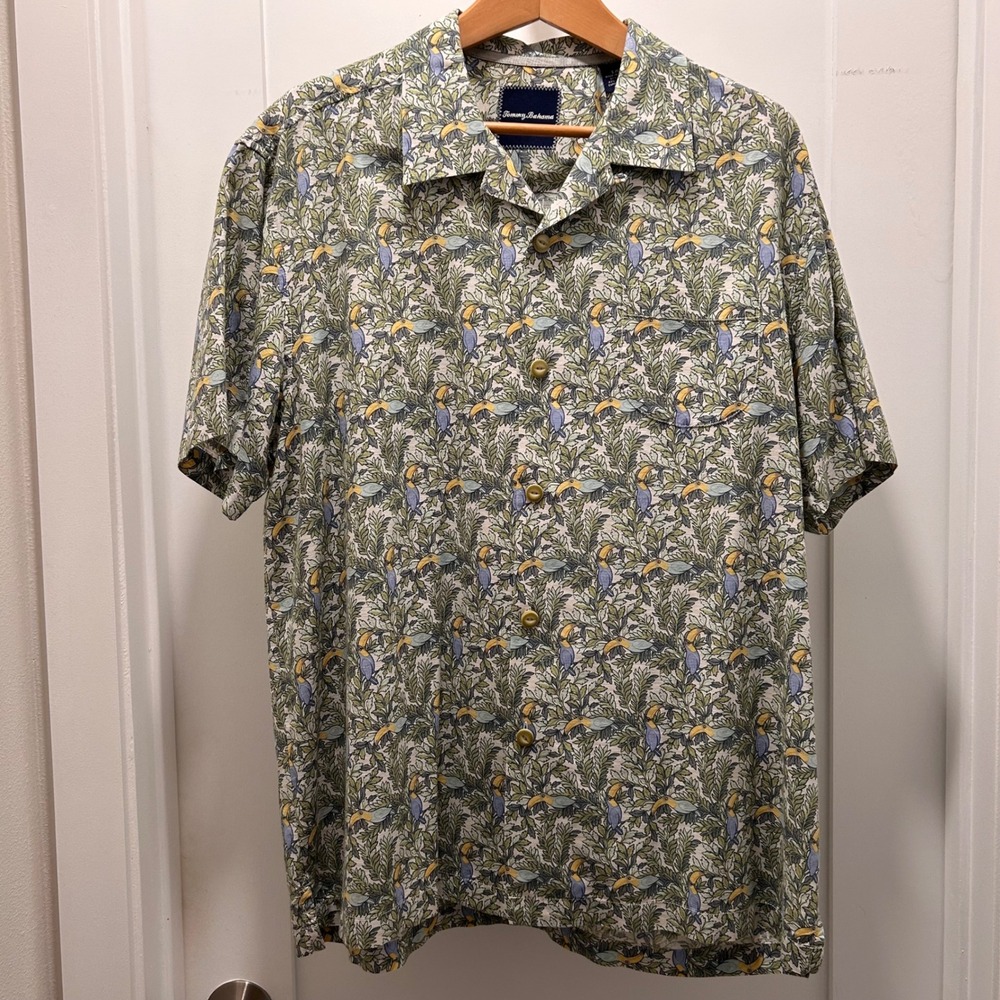 Tommy Bahama Toucan Leaf AOP Silk Cotton Camp Shirt Mens L Sage Green Tropical